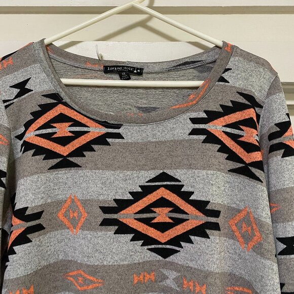 Living Doll, long sleeve, abstract & super comfy tunic, size 1X - Picture 2 of 9